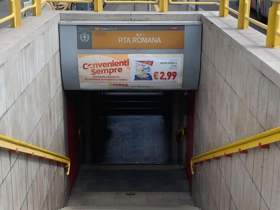 Appartamento Porta Romana Milão Exterior foto
